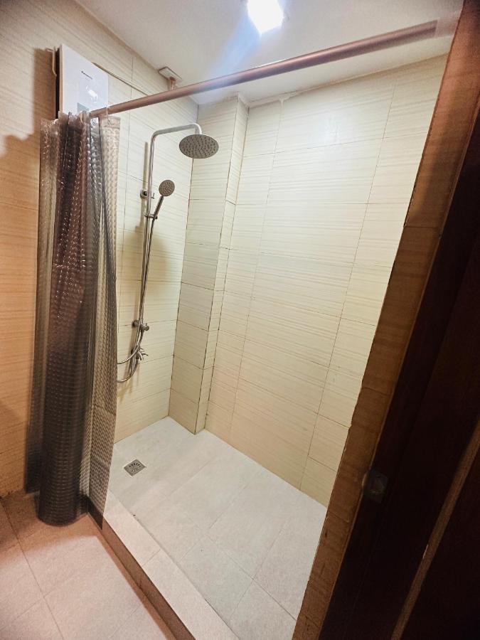 Zj Hometel Coron Exterior photo